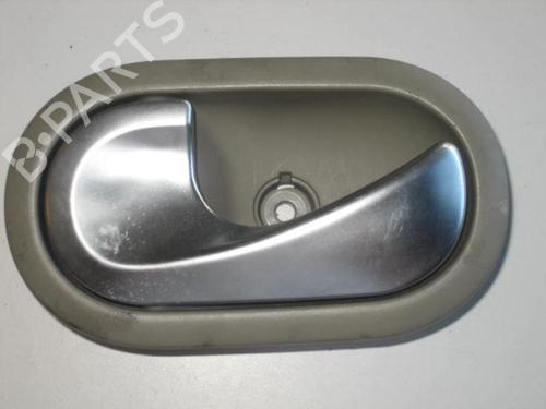 Used Rear left interior door handle RENAULT CLIO III (BR0/1, CR0/1) 1.5 dCi (BR0H, CR0H, CR1S, BR1S) (106 hp) 21825107