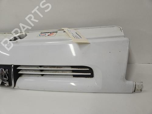 Used Grille Grille 38746164 38746164
