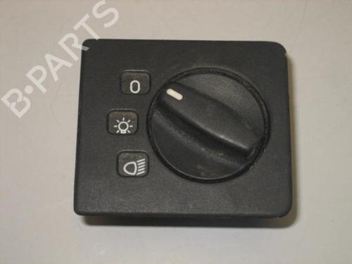 Used Headlight switch CITROËN JUMPER I Van (230L) 2.5 D (86 hp) 22105620