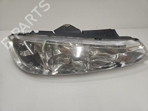 Phare droit PEUGEOT 406 (8B) 1.8 16V (110 hp) 32306875