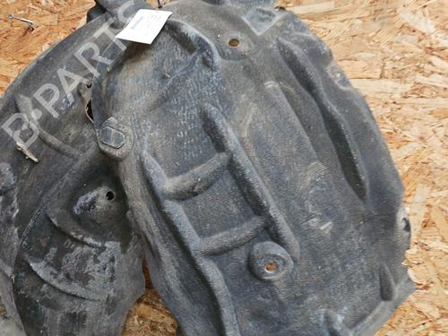 Used Wheel arch RENAULT SCÉNIC III (JZ0/1_) 1.2 TCe (116 hp) 29895730