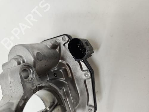 Used Throttle body Throttle body 39583291 39583291