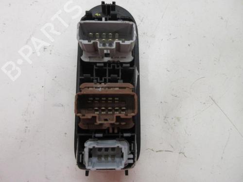Used Left front window switch Left front window switch RENAULT SCÉNIC II (JM0/1_) 1.6 16V (JM1R) (112 hp) 20895043 20895043