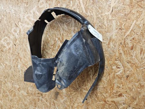 wheel-arch-renault-twingo-ii-cn0_-2007-38102251 main image