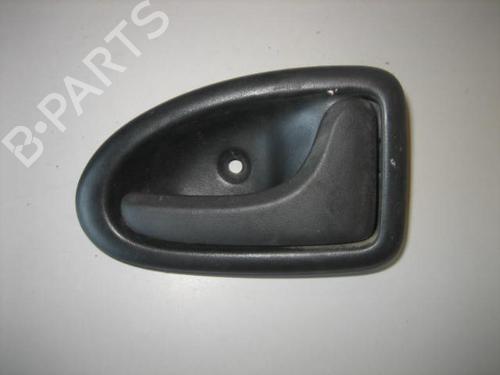 Used Front right interior door handle RENAULT TRAFIC II Van (FL) 1.9 dCi 100 (FL0C) (101 hp) 20909960
