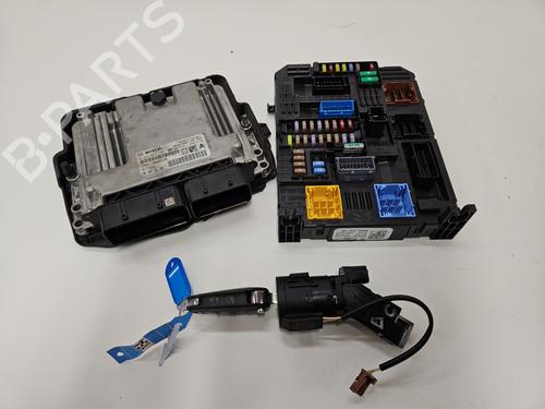 Used Electronic module CITROËN C3 III (SX) 1.5 BlueHDi 100 (SXYHYP, SXYHTU) (102 hp) 30923140