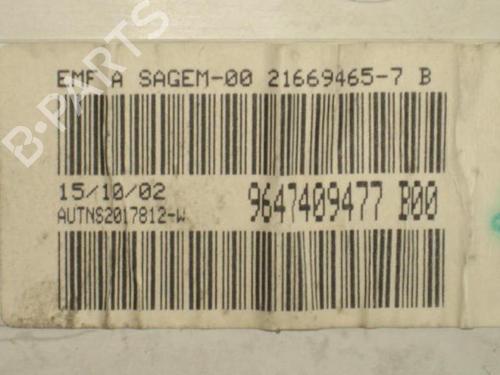 display-monitor-citroen-c3-pluriel-hb_-16-2003-22105873 main image