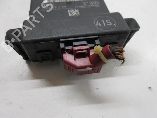 Used Electronic module Electronic module VW SCIROCCO III (137, 138) 2.0 TDI (140 hp) 22108840 22108840