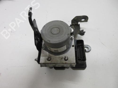 Used ABS pump PEUGEOT EXPERT Van (V_) 2.0 BlueHDi 180 (178 hp) 22106777