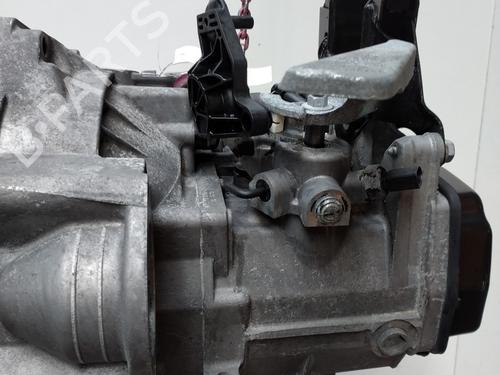 Gearbox VW POLO V (6R1, 6C1) 1.6 TDI | BP22696693M3 