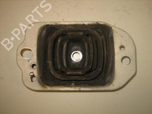 Used Gearbox mount Gearbox mount RENAULT LAGUNA III (BT0/1) 2.0 dCi (BT01, BT08, BT09, BT0E, BT0K, BT12, BT1C, BT1D,... (150 hp) 22106051 22106051