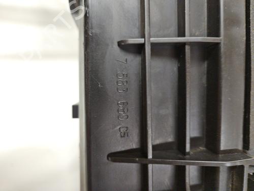 Used Air filter box Air filter box PEUGEOT 308 II (LB_, LP_, LW_, LH_, L3_) 1.6 THP 125 (125 hp) 28425280 28425280