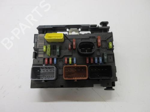 Used Fuse box PEUGEOT 307 (3A/C) 1.6 HDi 110 (109 hp) 22107116