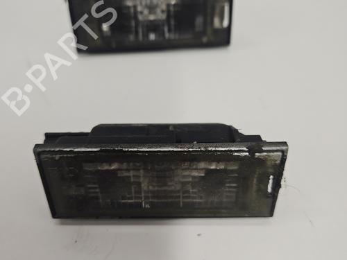 Éclairage de plaque d'immatriculation RENAULT CLIO III (BR0/1, CR0/1) 1.5 dCi (BR17, CR17) (86 hp) 31934343
