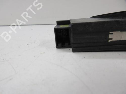 Used Warning switch Warning switch AUDI A4 B8 Avant (8K5) 2.0 TDI (143 hp) 20906555 20906555