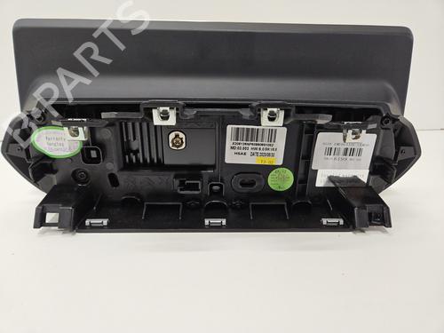 Used Display monitor Display monitor PEUGEOT 2008 II (UD_, US_, UY_, UJ_, UR_, UC_) 1.2 PureTech 130 (USHNS, URHNS) (130 hp) 33565830 33565830