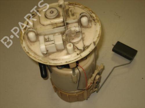 Used Fuel pump RENAULT KANGOO Express (FC0/1_) 1.4 (FC0C, FC0B, FC0H, FC0M) (75 hp) 22106061