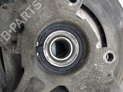 Used Left front steering knuckle Left front steering knuckle FIAT 500L (351_, 352_) 1.6 D Multijet (199LYD1B) (105 hp) 20907326 20907326