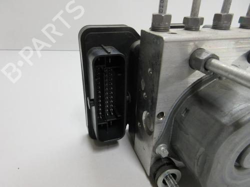 Used ABS pump DACIA SANDERO II 1.0 SCe 75 (B8JC, B8JD) (73 hp) 20902799