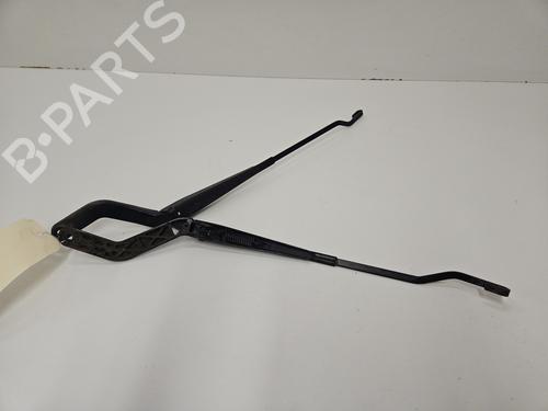 Used Front windshield wiper arm PEUGEOT 106 II (1A_, 1C_) 1.0 i (50 hp) 26569049