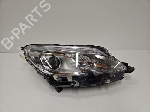 Phare droit PEUGEOT 2008 I (CU_) 1.6 VTi (120 hp) 31877577