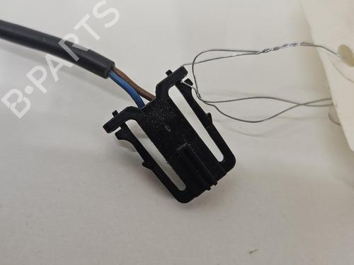 Brændstofdæksel aktuator Brændstofdæksel aktuator VW POLO V (6R1, 6C1) [2009-2022] 37503633 37503633