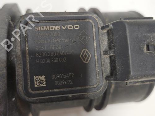 Used Mass air flow sensor Mass air flow sensor RENAULT MEGANE II (BM0/1_, CM0/1_) 1.5 dCi (BM1E, CM1E) (106 hp) 27921227 27921227