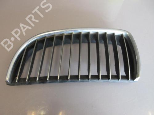 Used Grille BMW 3 (E90) 330 d (231 hp) 20895737