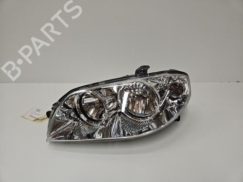 Phare gauche FIAT PUNTO (188_) 1.2 60 (188.030, .050, .130, .150, .230, .250) (60 hp) 31877576