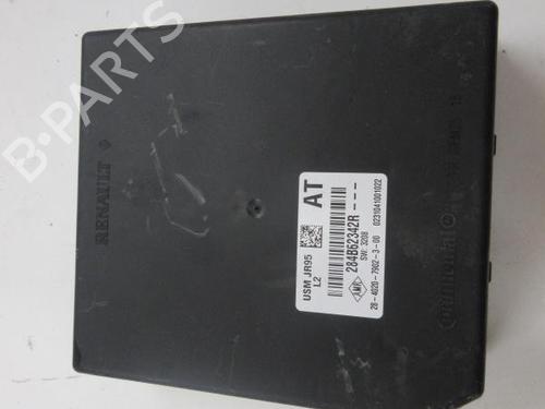 Used Fuse box Fuse box RENAULT SCÉNIC III (JZ0/1_) 1.5 dCi (106 hp) 22106768 22106768