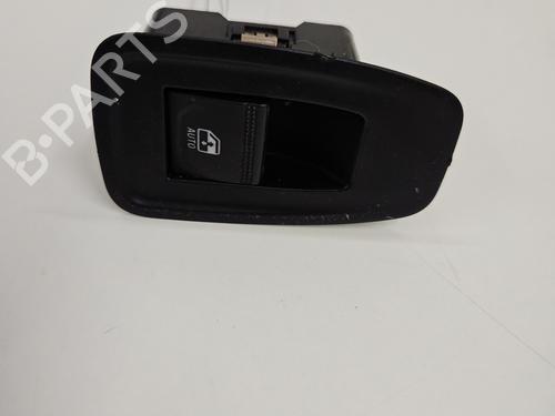 Used Right front window switch RENAULT CLIO V (B7_) 1.0 SCe 65 (B7MG) (67 hp) 28091159