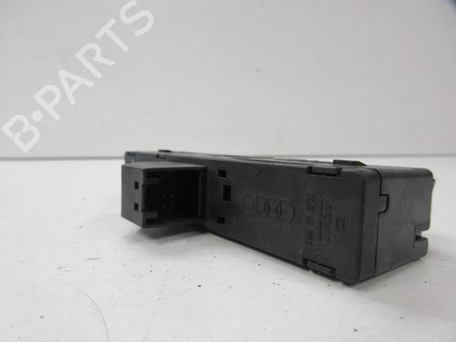 Used Switch AUDI A4 B8 Avant (8K5) 2.0 TDI (143 hp) 22106973