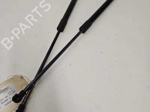 Used Tailgate lift support VW GOLF IV Variant (1J5) 1.4 16V (75 hp) 31071808