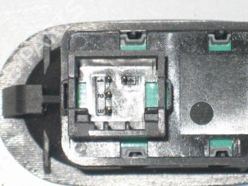 Used Right front window switch Right front window switch CITROËN C3 I (FC_, FN_) 1.4 HDi (68 hp) 20898957 20898957