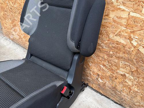 Used Right front seat Right front seat PEUGEOT PARTNER Tepee 1.2 THP (110 hp) 34454712 34454712