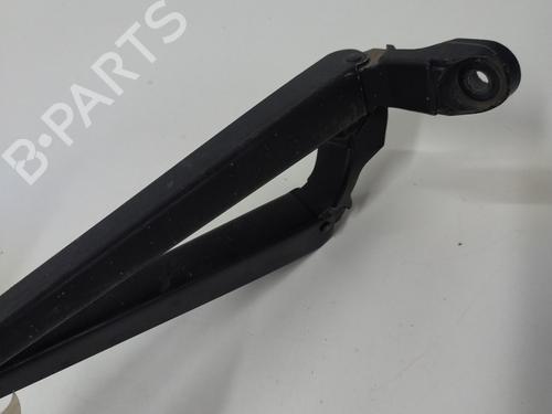Used Front windshield wiper arm Front windshield wiper arm 22745080 22745080