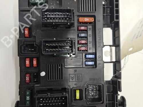 Caja reles / fusibles CITROËN BERLINGO / BERLINGO FIRST Box Body/MPV (M_) 1.9 D 70 (MBWJZ, MCWJZ) 9643498980