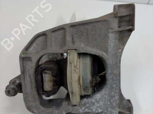 Used Engine mount Engine mount PEUGEOT EXPERT Van (V_) 2.0 BlueHDi 120 (122 hp) 21589830 21589830