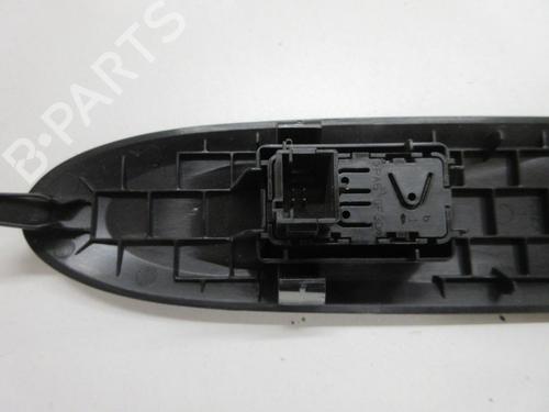 Used Right front window switch Right front window switch CITROËN DS4 (NX_) 2.0 HDi / BlueHDi 135 (136 hp) 20908390 20908390