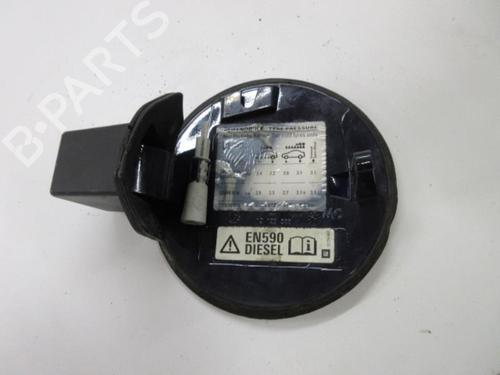 Used Fuel flap OPEL ZAFIRA / ZAFIRA FAMILY B (A05) 1.9 CDTI (M75) (100 hp) 20900534