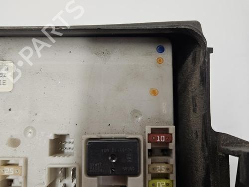 Used Fuse box Fuse box RENAULT CLIO III (BR0/1, CR0/1) 1.4 16V (98 hp) 40441020 40441020