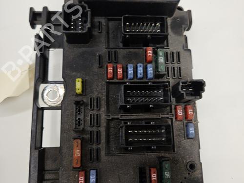Used Fuse box Fuse box PEUGEOT 307 (3A/C) 1.6 16V (109 hp) 30923098 30923098