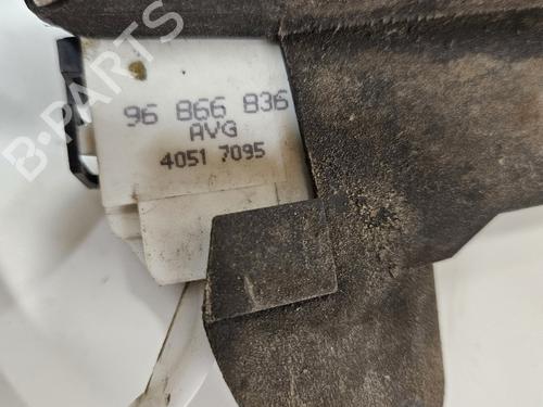 Used Front left lock Front left lock PEUGEOT 407 (6D_) 1.6 HDi 110 (6D9HZC, 6D9HYC) (109 hp) 35889118 35889118