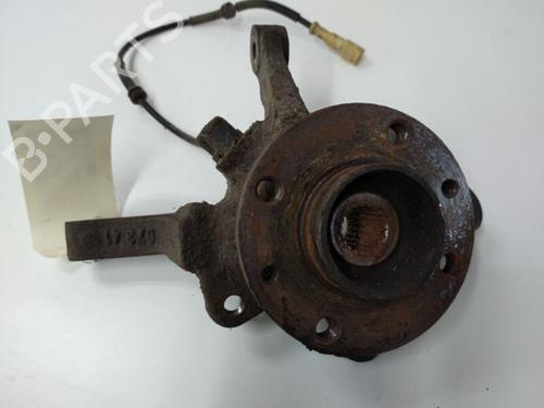 Used Left front steering knuckle RENAULT CLIO II (BB_, CB_) 1.4 16V (B/CB0P, BB13) (98 hp) 20900090