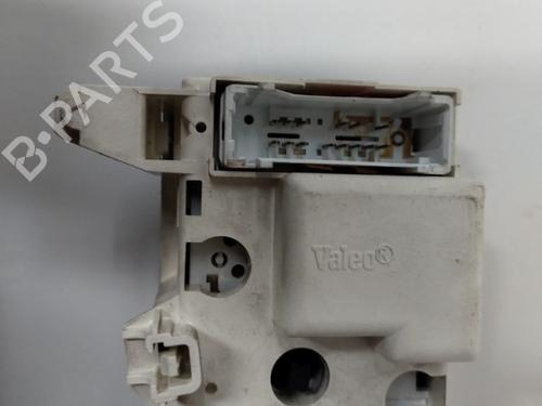 Used Climate control Climate control 20907526 20907526