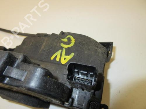 Used Front left lock RENAULT CLIO III (BR0/1, CR0/1) 1.5 dCi (C/BR0G, C/BR1G) (68 hp) 20894737
