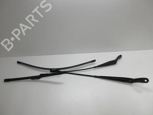 Used Front windshield wiper arm PEUGEOT 208 I (CA_, CC_) 1.4 HDi (68 hp) 20897346