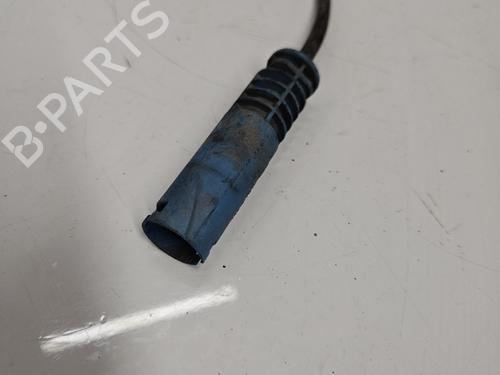 Used Right front steering knuckle Right front steering knuckle MINI MINI CLUBMAN (R55) Cooper D (109 hp) 40520172 40520172