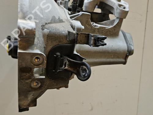 Getriebe für PEUGEOT 208 I (CA_, CC_) 1.4 HDi (68 hp) 30046104