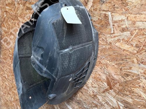 wheel-arch-opel-meriva-b-mpv-s10-2010-2011-2012-2013-2014-2015-2016-2017-36317103 main image